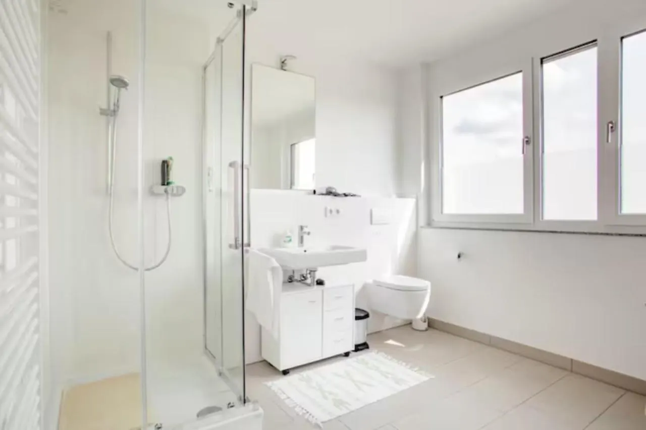Beautiful Room With Balcony Direction To Messe Hannover 0*,  Germany
